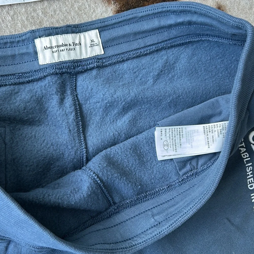 Abercrombie & Fitch Sweatpants – Size XL – Soft Interior – Casual Style - Picture 8 of 9
